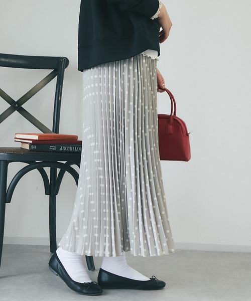 un dix cors（アンディコール）の「ドットプリーツスカート（スカート・レディース・グレー/ブラック・FREE）」の9枚目の写真