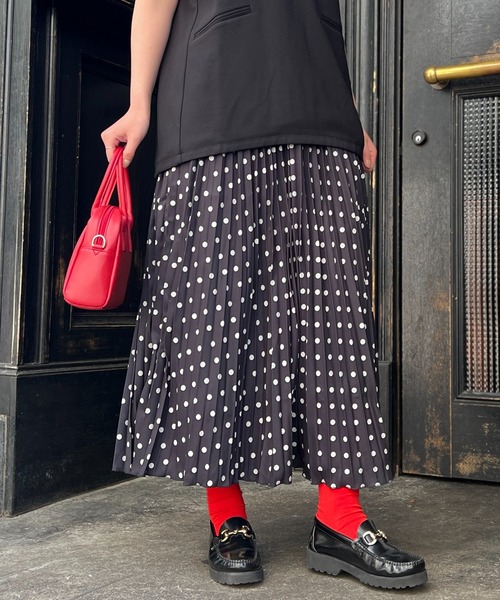 un dix cors（アンディコール）の「ドットプリーツスカート（スカート・レディース・グレー/ブラック・FREE）」の17枚目の写真