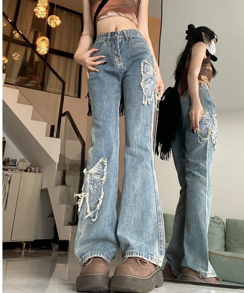 almo（アルモ）の「バタフライデニムフレアパンツ(BQ)（デニムパンツ・レディース・ブルー・SMALL/MEDIUM/LARGE）」の8枚目の写真