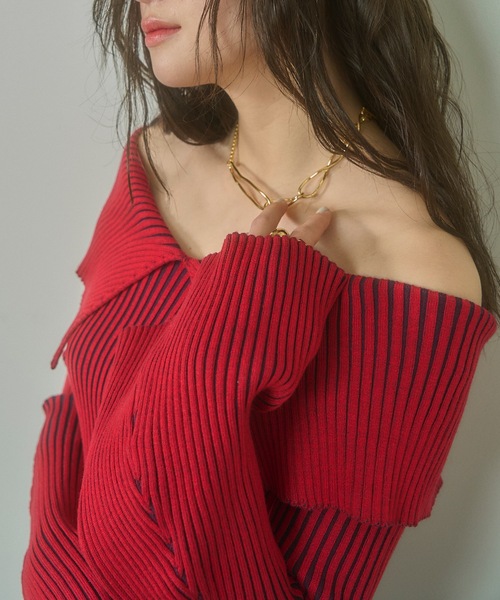 VIOLETTA（ヴィオレッタ）の「ベルスリーブ配色リブニット（ニット/セーター・レディース・ブラック/モカ/レッド・FREE）」の12枚目の写真