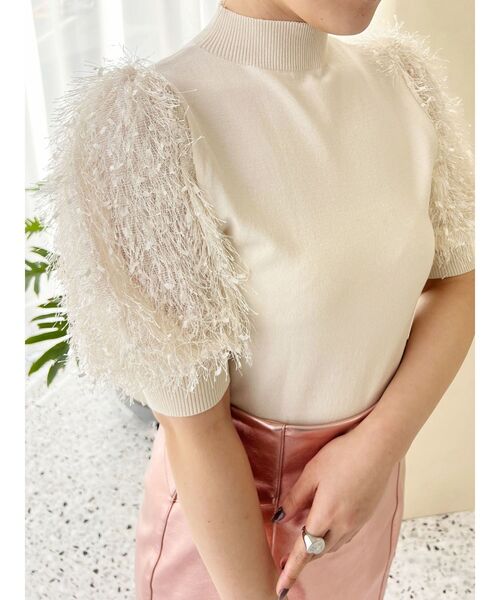 MERCURYDUO（マーキュリーデュオ）の「フェザースリーブニット（ニット/セーター・レディース・アイボリー/グレー/ブラック・FREE）」の4枚目の写真