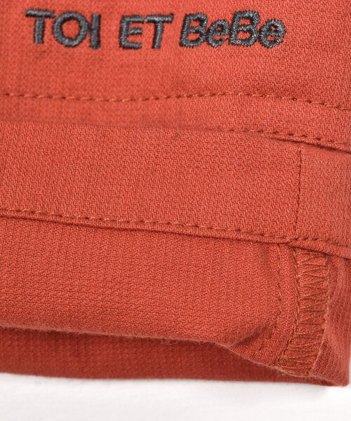 BeBe(ベベ)の「ピケストレッチハーフカーゴパンツ(90~150cm)(カーゴパンツ・キッズ・グリーン/オレンジ・120cm/150cm/130cm/140cm/90cm/100cm/110cm)」の4枚目の写真