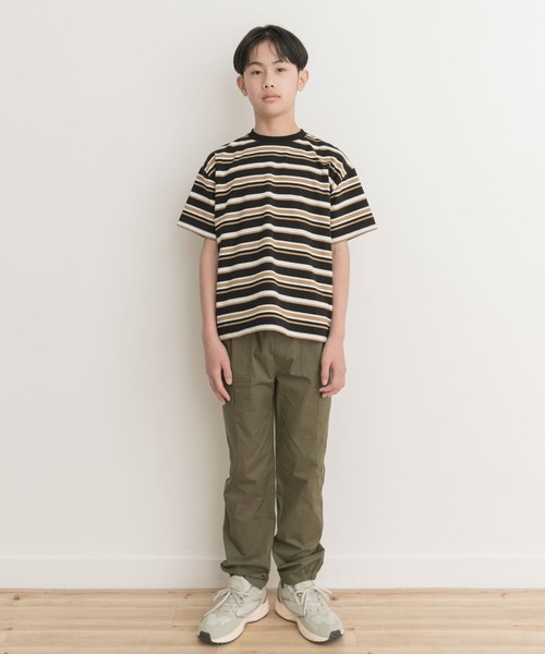 URBAN RESEARCH DOORS（アーバンリサーチドアーズ）の「マルチボーダールーズTシャツ(KIDS)（Tシャツ/カットソー・キッズ・ブラック/オフホワイト・150/135/120/105）」の16枚目の写真