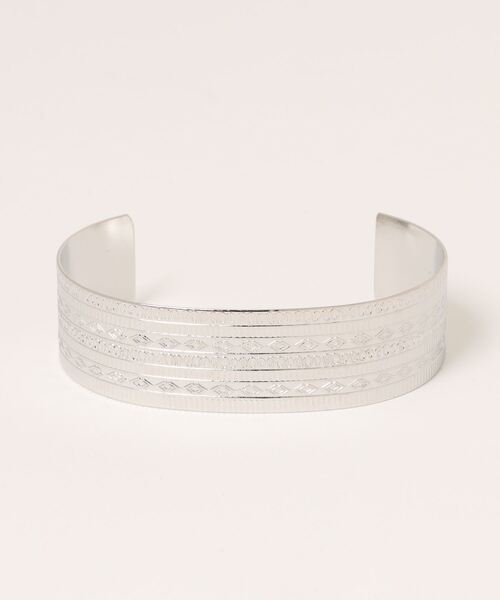 LUGG NAGG（ラグナグ）の「【Pirlo/ピルロ】 NATIVE BANGLE / ネイティブバングル（バングル/リストバンド・メンズ・シルバー/アンティークシルバー/ゴールド/アンティークゴールド/ブラック系・ONE SIZE）」の3枚目の写真