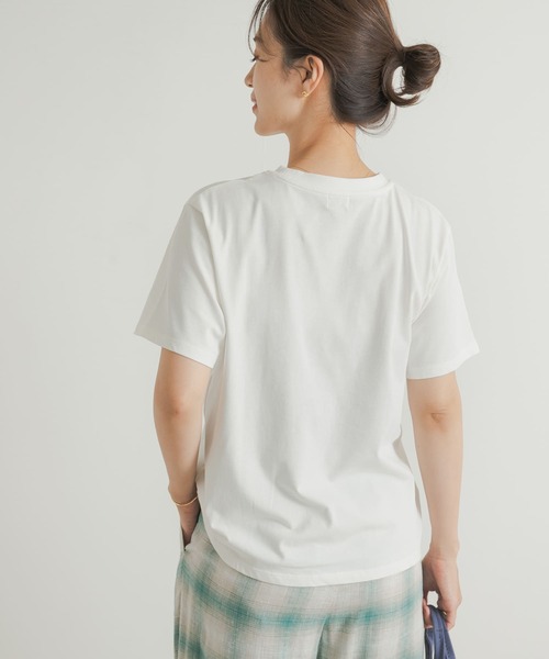 URBAN RESEARCH DOORS(アーバンリサーチドアーズ)の「ベーシックロゴプリントTシャツ(Tシャツ/カットソー・レディース・ネイビー/ブルー/アイボリー・MEDIUM)」の6枚目の写真