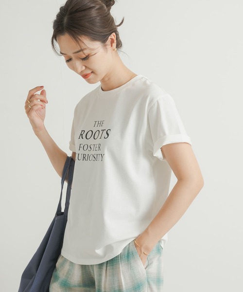URBAN RESEARCH DOORS(アーバンリサーチドアーズ)の「ベーシックロゴプリントTシャツ(Tシャツ/カットソー・レディース・ネイビー/ブルー/アイボリー・MEDIUM)」の9枚目の写真