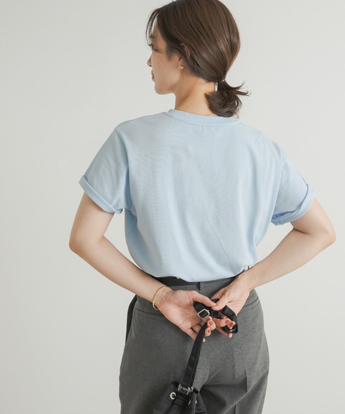 URBAN RESEARCH DOORS(アーバンリサーチドアーズ)の「ベーシックロゴプリントTシャツ(Tシャツ/カットソー・レディース・ネイビー/ブルー/アイボリー・MEDIUM)」の16枚目の写真