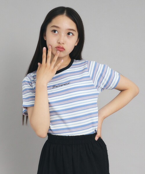 PINK-latte（ピンクラテ）の「◆【ニコプチ10月号掲載】コンパクトリブTシャツ（Tシャツ/カットソー・キッズ・オフホワイト/ブラック/ブラック系2/ブルー系7・15 /14/16）」の4枚目の写真