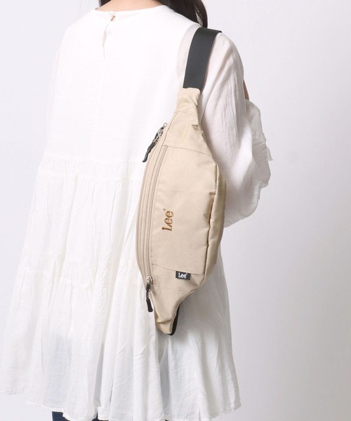 Lee（リー）の「Lee/リー ロゴ ワンポイント刺繍 撥水 ウエストバッグ/ボディバッグ/レディース メンズ（ボディバッグ/ウエストポーチ・レディース・グレー/カーキ/ベージュ/ブラック・FREE）」の15枚目の写真