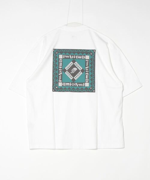 THE NORTH FACE(ザノースフェイス)の「ザ ノース フェイス THE NORTH FACE S/S Retro Bandana Logo Tee_ショートスリーブレトロバンダナロゴティー(Tシャツ/カットソー・メンズ・ブラック/ネイビー/オレンジ/ホワイト・S/M/L/XL)」の6枚目の写真