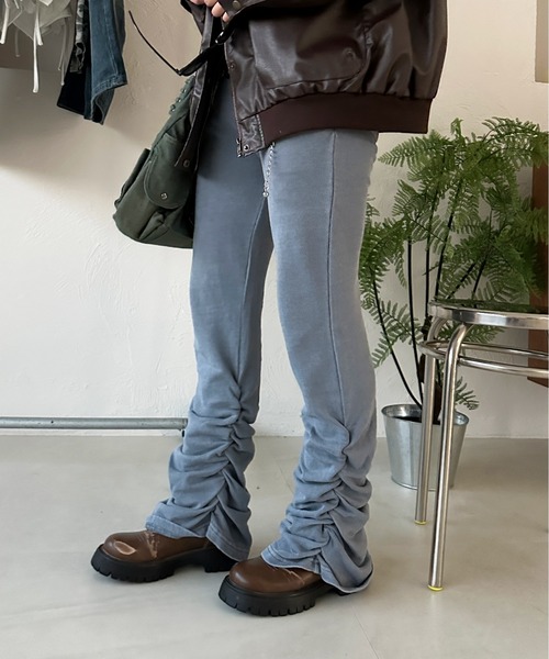 sedacle girl(セダクルガール)の「裾シャーリング裏毛レギンスパンツ(その他パンツ・レディース・ブルー/ブラック・SMALL/MEDIUM)」の11枚目の写真