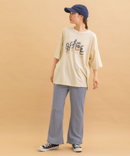 POU DOU DOU(プードゥドゥ)の「オーバーサイズアソートロゴプリントTee(Tシャツ/カットソー・レディース・オフホワイト/オートミール/キナリ・M)」の14枚目の写真