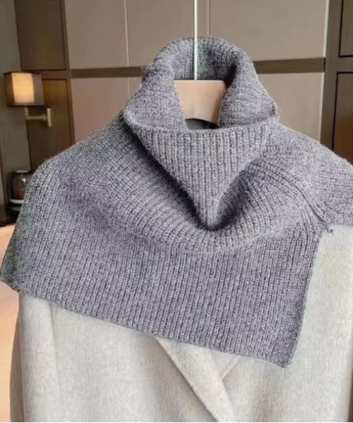 Port（ポート）の「【 antique andico / アンティーク アンディコ 】 リブ ニット タートル ネック ウォーマー / スヌード #（ネックウォーマー/スヌード・レディース・アイボリー/ブラック/グレー/ベージュ/レッド・FREE）」の3枚目の写真