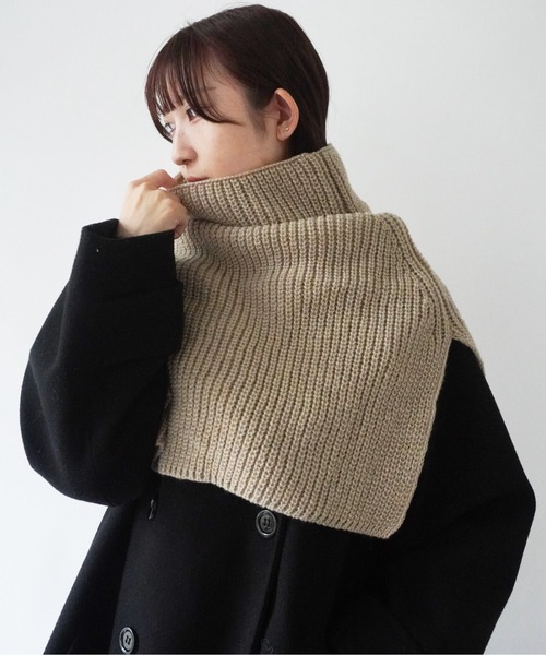 Port（ポート）の「【 antique andico / アンティーク アンディコ 】 リブ ニット タートル ネック ウォーマー / スヌード #（ネックウォーマー/スヌード・レディース・アイボリー/ブラック/グレー/ベージュ/レッド・FREE）」の7枚目の写真