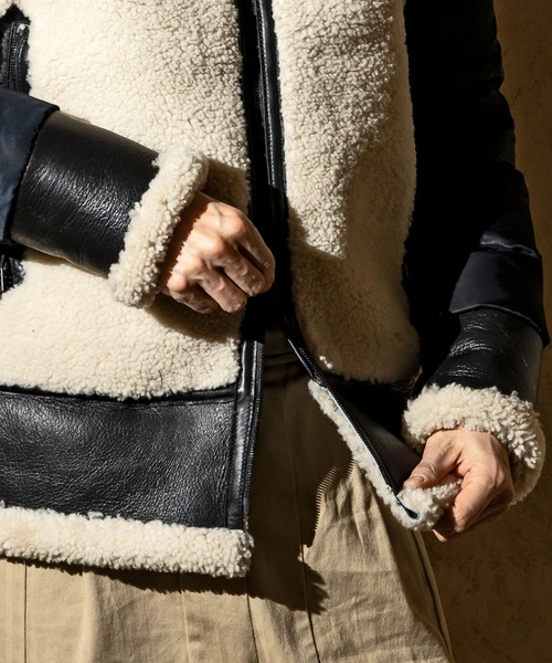 C DIEM（カルペディエム）の「C DIEM(カルペディエム)エクセルファスナー キルティングジャケット ムートンジャケット（ダウンジャケット/コート・メンズ・ホワイト×ブラック/ブラック×ブラック・M/L）」の14枚目の写真