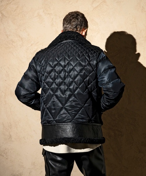 C DIEM（カルペディエム）の「C DIEM(カルペディエム)エクセルファスナー キルティングジャケット ムートンジャケット（ダウンジャケット/コート・メンズ・ホワイト×ブラック/ブラック×ブラック・M/L）」の7枚目の写真