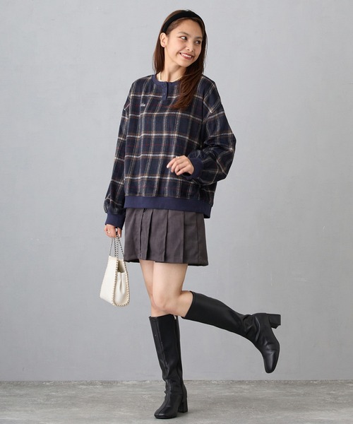 NICOLE CLUB(ニコル クラブ)の「ピーチ起毛プリーツMIXミニスカート(スカート・レディース・ブラック/ブラウン/チャコール・MEDIUM)」の16枚目の写真