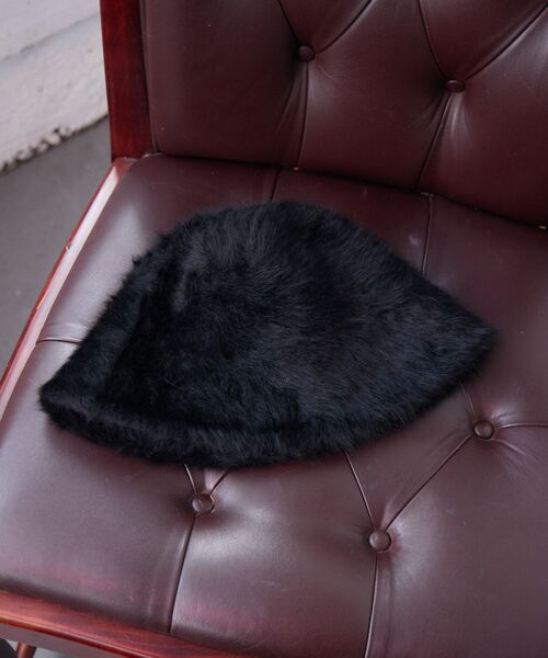 casita(RETRO GIRL)(カシータ)の「Fファーハット(ハット・レディース・チャコールグレー/オフホワイト/ブラック・ONE SIZE)」の13枚目の写真