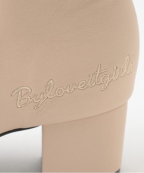 by LOVEiT（バイラビット）の「ブーティ（スニーカー・キッズ・ブラック/ベージュ・21cm/22cm/23cm/24cm）」の9枚目の写真