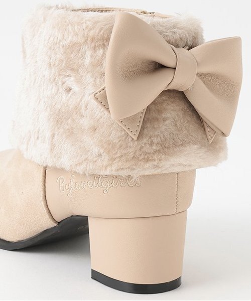 by LOVEiT（バイラビット）の「ブーティ（スニーカー・キッズ・ブラック/ベージュ・21cm/22cm/23cm/24cm）」の7枚目の写真