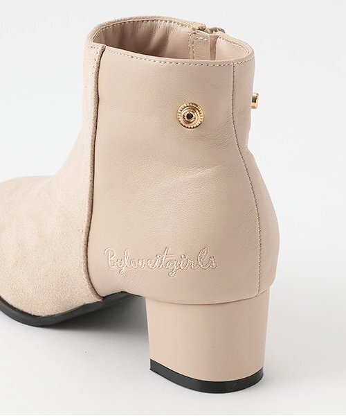 by LOVEiT（バイラビット）の「ブーティ（スニーカー・キッズ・ブラック/ベージュ・21cm/22cm/23cm/24cm）」の6枚目の写真