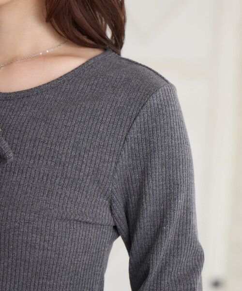 ems excite(エムズエキサイト)の「レースアップリブCT(Tシャツ/カットソー・レディース・ブラック/チャコールグレー/ブルー・FREE)」の5枚目の写真