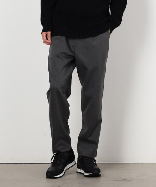 COMME CA ISM(コムサイズム)の「サージストレッチ ワンタック ワイド テーパードパンツ(スラックス・メンズ・ブラック/チャコール・LARGE/MEDIUM/SMALL)」の2枚目の写真