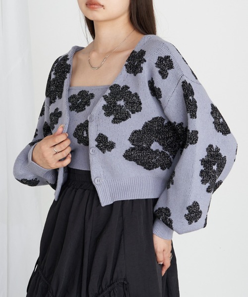 RAY CASSIN(レイカズン)の「【2点セット】花柄ジャガードCDキャミセット(カーディガン/ボレロ・レディース・ブラック系その他2/ベージュ系その他2/ブルー系その他2・FREE)」の3枚目の写真