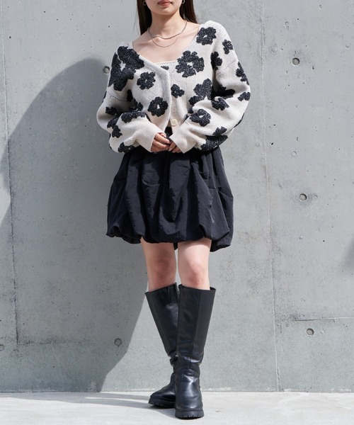 RAY CASSIN(レイカズン)の「【2点セット】花柄ジャガードCDキャミセット(カーディガン/ボレロ・レディース・ブラック系その他2/ベージュ系その他2/ブルー系その他2・FREE)」の15枚目の写真