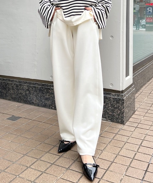 Futier land（フューティアランド）の「美シルエット生まれる緩やかな曲線。ポンチカーブパンツ（その他パンツ・レディース・チャコールグレー/アイボリー/ブラック・MEDIUM）」の20枚目の写真