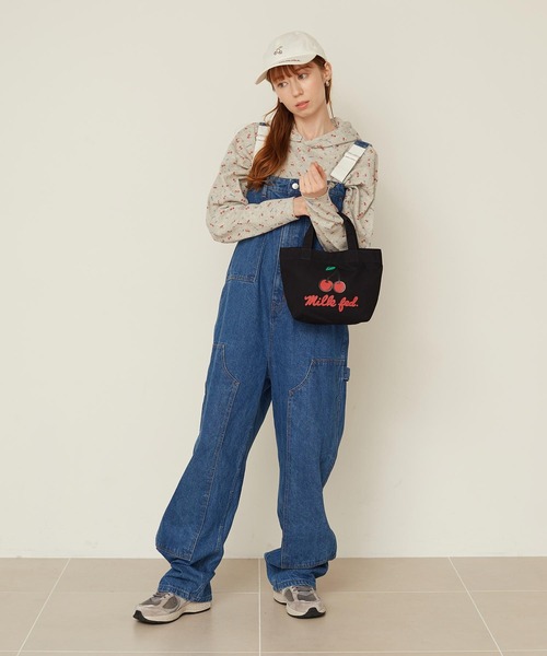 MILKFED.(ミルクフェド)の「RHINESTONE CHERRY CAP(キャップ・レディース・オフホワイト/ブラック/ライトピンク・ONE SIZE)」の19枚目の写真