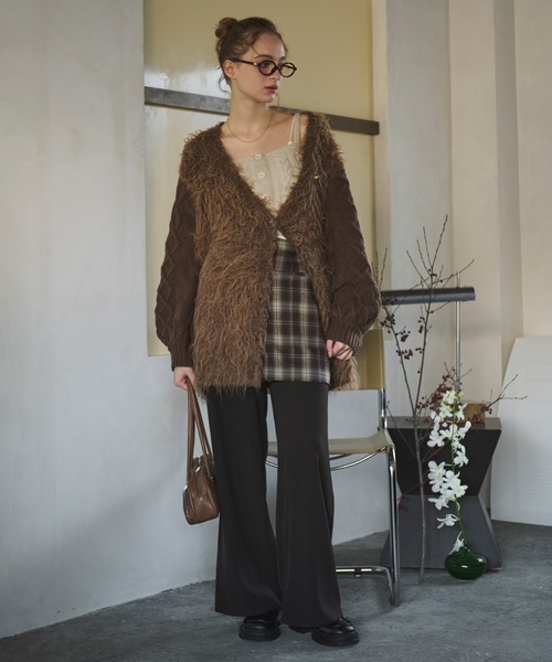 loin nuit(ロワンニュイ)の「shaggy mix knit cardigan / シャギーミックスニットカーディガン(カーディガン/ボレロ・レディース・ブラウン/アイボリー・FREE)」の4枚目の写真