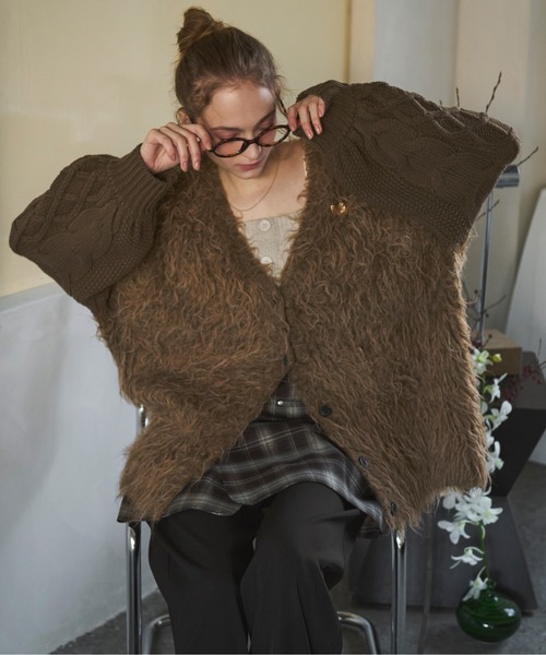 loin nuit(ロワンニュイ)の「shaggy mix knit cardigan / シャギーミックスニットカーディガン(カーディガン/ボレロ・レディース・ブラウン/アイボリー・FREE)」の20枚目の写真