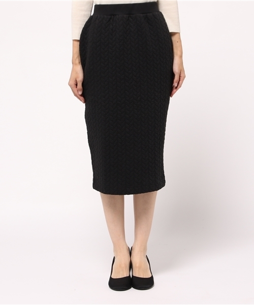 AZUL by moussy（アズールバイマウジー）の「キルティングジャガードタイトSK（スカート・レディース・トップグレー/ブラック・MEDIUM/LARGE/SMALL）」の6枚目の写真