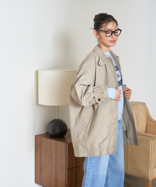 Rouge vif（ルージュヴィフ）の「ピーチ加工ステンカラーハーフコート（ステンカラーコート・レディース・グレイッシュベージュ/ブラック・36/38）」の7枚目の写真