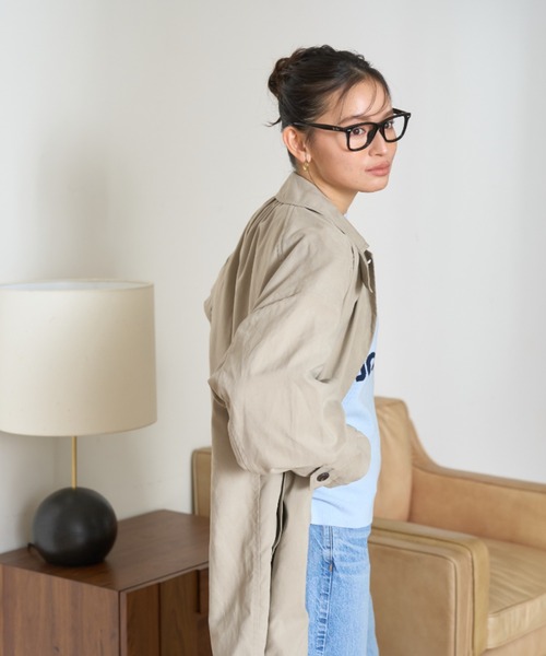 Rouge vif（ルージュヴィフ）の「ピーチ加工ステンカラーハーフコート（ステンカラーコート・レディース・グレイッシュベージュ/ブラック・36/38）」の10枚目の写真