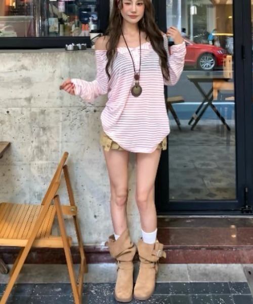 GEMEDA（ジェメダ）の「ボーダーボタンシャーリングオフショルTシャツ（Tシャツ/カットソー・レディース・ベージュ/ブラック/ブラック×ホワイト/ピンク・M）」の20枚目の写真