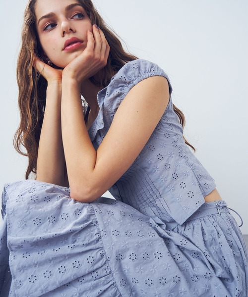 DEICY（デイシー）の「コットンレースフリルブラウス（シャツ/ブラウス・レディース・ピンク/オフホワイト/ライトブルー・FREE）」の6枚目の写真