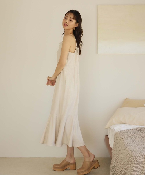 fifth(フィフス)の「ブリスタークレープキャミワンピース(ワンピース・レディース・ブラック/アイボリー・M)」の4枚目の写真