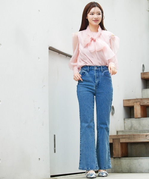 SELFIST（セルフィスト）の「【VOCE掲載】マルチWAYリボン付きショルダースリットシアーブラウス　春服　着まわし（シャツ/ブラウス・レディース・オフホワイト/ブラック/ピンク・フリー）」の21枚目の写真