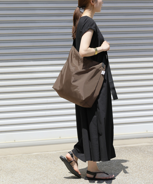 Drifter(ドリフター)の「《追加》【Drifter/ドリフター】 PLAIN SHOULDER BAG:ショルダーバッグ(ショルダーバッグ・レディース・ブラック/ブラウン系その他・FREE)」の12枚目の写真