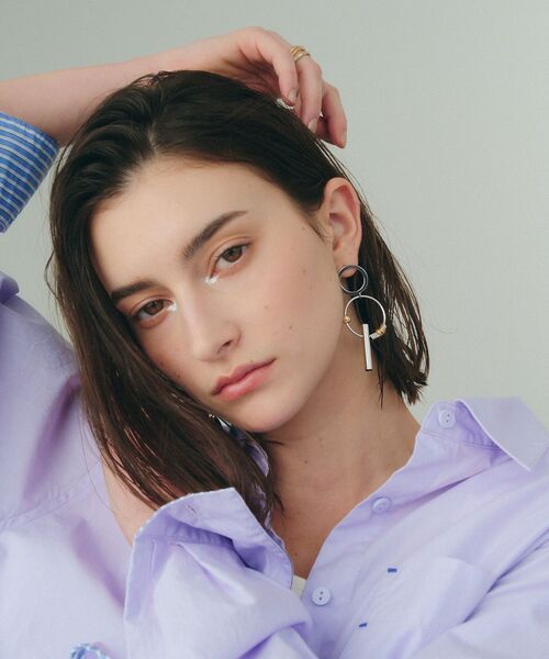 YECCA VECCA（イェッカヴェッカ）の「MIXデザインピアス（ピアス（両耳用）・レディース・シルバー/ゴールド・FREE）」の3枚目の写真