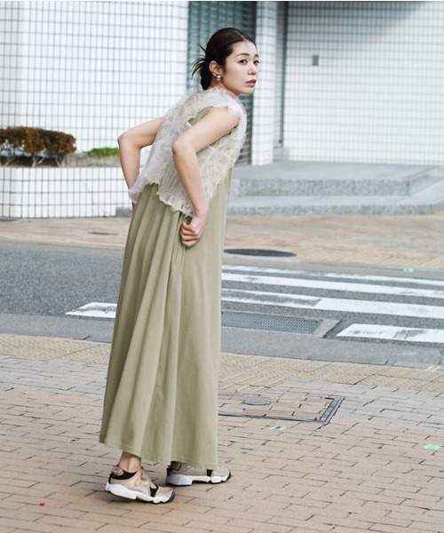 zootie(ズーティー)の「汗しみない カップ付きノースリーブワンピース(ワンピース・レディース・カーキ系/ベージュ系/ネイビー/ラベンダー/モカ/ダークカーキ/レッド系/イエロー系その他/ブラック/杢グレー/グレイッシュブルー・M-L/L-XL)」の16枚目の写真