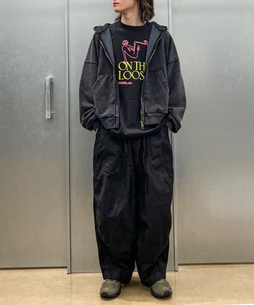 JOINT WORKS（ジョイントワークス）の「LOOSE JOINTS/ルーズ・ジョインツ CLAY ARLINGTON-ON THE LOOSE（Tシャツ/カットソー・メンズ・ホワイト/ブラック・LARGE/MEDIUM）」の12枚目の写真
