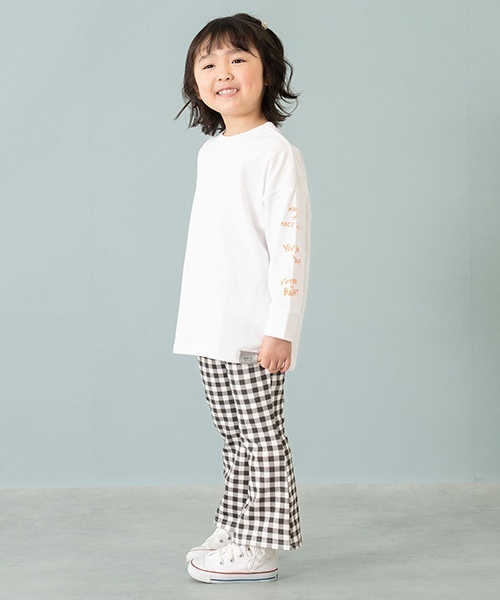 and D. petit main(アンドディープティマイン)の「【365D.】袖プリントビッグ長袖Tシャツ(Tシャツ/カットソー・キッズ・ライム/ホワイト/オレンジ/ネイビー/ベージュ/ブラック・140cm/110cm/90cm/100cm/120cm/150cm/130cm)」の9枚目の写真