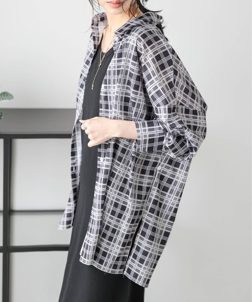 La-gemme（ラジェム）の「オーバーサイズ チェック柄シアーシャツ（シャツ/ブラウス・レディース・ベージュ/ブラック・フリー）」の15枚目の写真