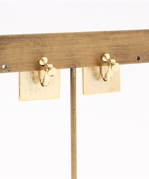 Chico（チコ）の「【who's who Chico】パールサークルイヤリング（イヤリング・レディース・オフホワイト/ホワイト・FREE）」の4枚目の写真