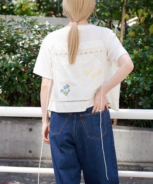 OUTDOOR PRODUCTS(アウトドアプロダクツ)の「2WAYレース×刺繍トップス セットアップ対応(シャツ/ブラウス・レディース・ホワイト・FREE)」の8枚目の写真