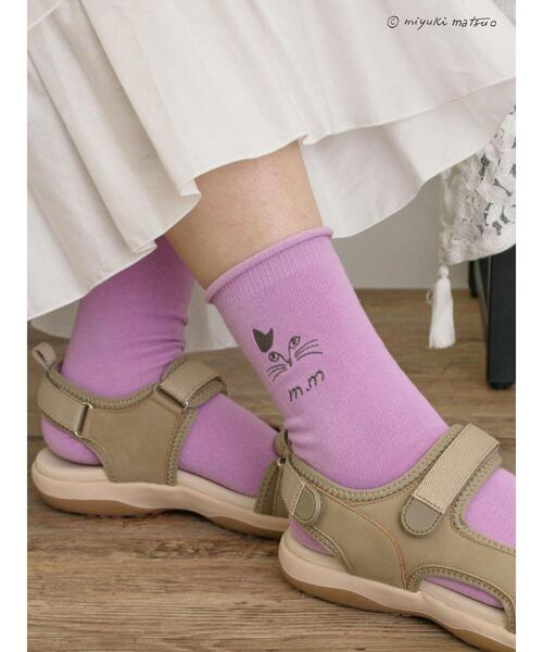 Samansa Mos2(サマンサ モスモス)の「【miyuki matsuo×Samansa Mos2】刺繍ソックス(ソックス/靴下・レディース・ブラック/オフホワイト/パープル・F)」の1枚目の写真