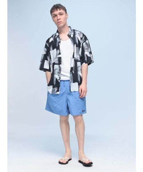SAKAZEN(サカゼン)の「Naive magic 柄シャツ 半袖 シャツ メンズ モノトーン 花柄(シャツ/ブラウス・メンズ・C/D/E/F/A/B・M/L)」の7枚目の写真